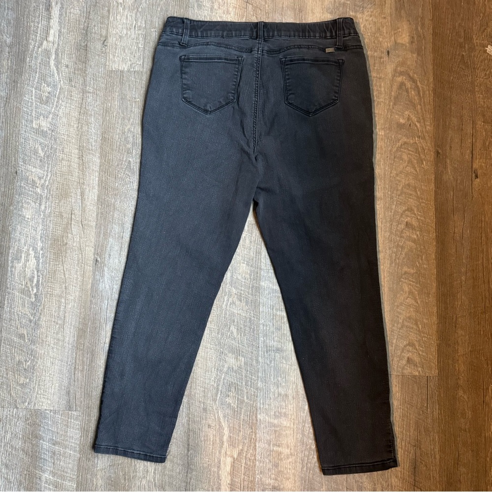 1822 Denim Black Skinny Jeans Size 16 - Picture 2 of 3